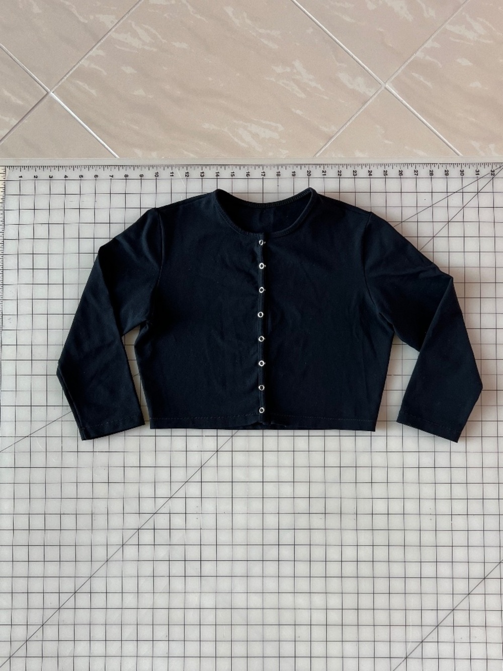 #2937 Gigi active cropped 3/4 sleeve top black size S